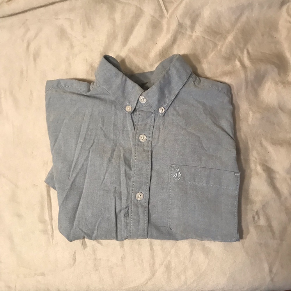 Boys Volcom light blue cotton button up short sleeve